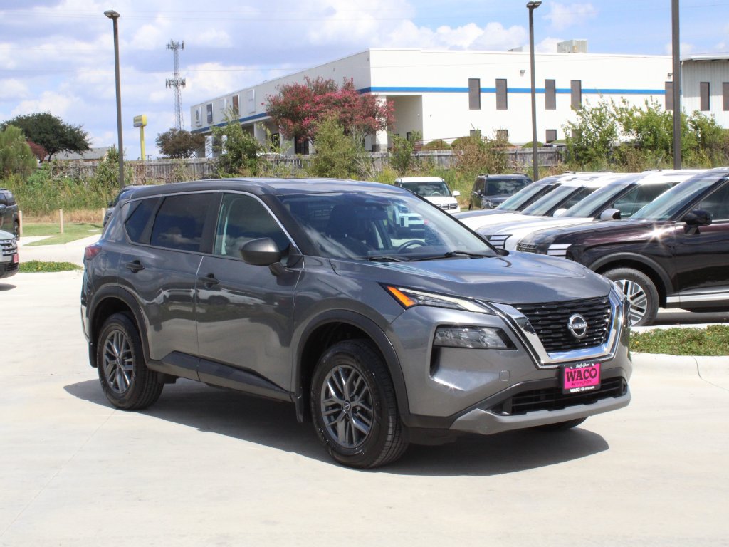 Used 2023 Nissan Rogue SV w/ SV Premium B Package