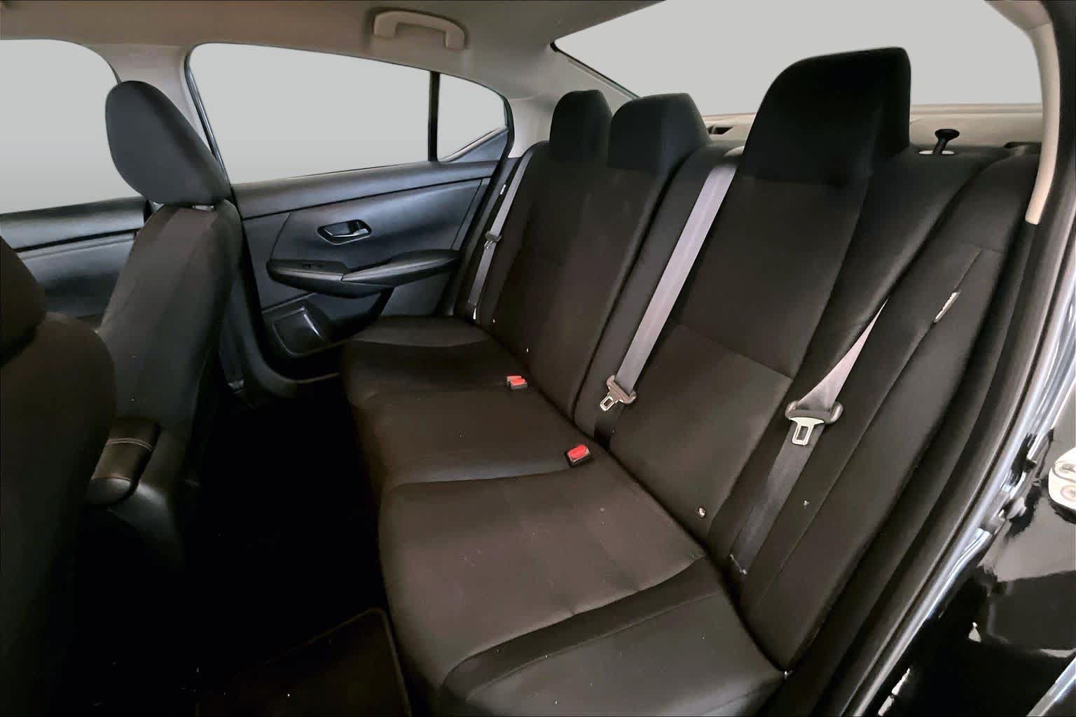 Used 2024 Nissan Sentra S FWD image 17