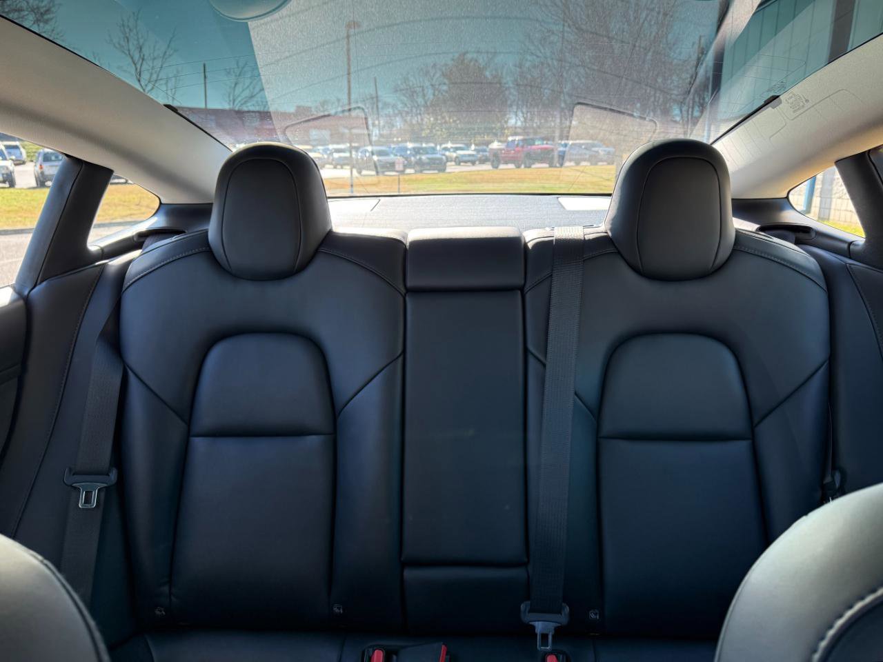 Used 2021 Tesla Model 3 Standard Range Plus image 11