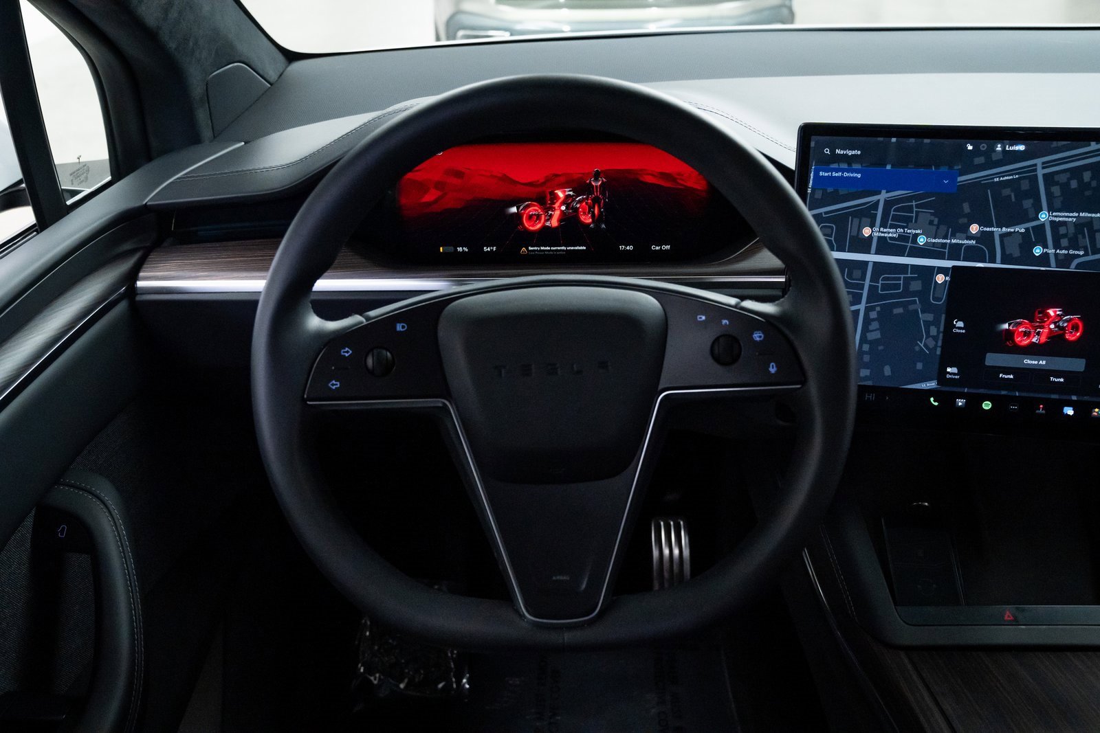 Used 2025 Tesla Model X image 12