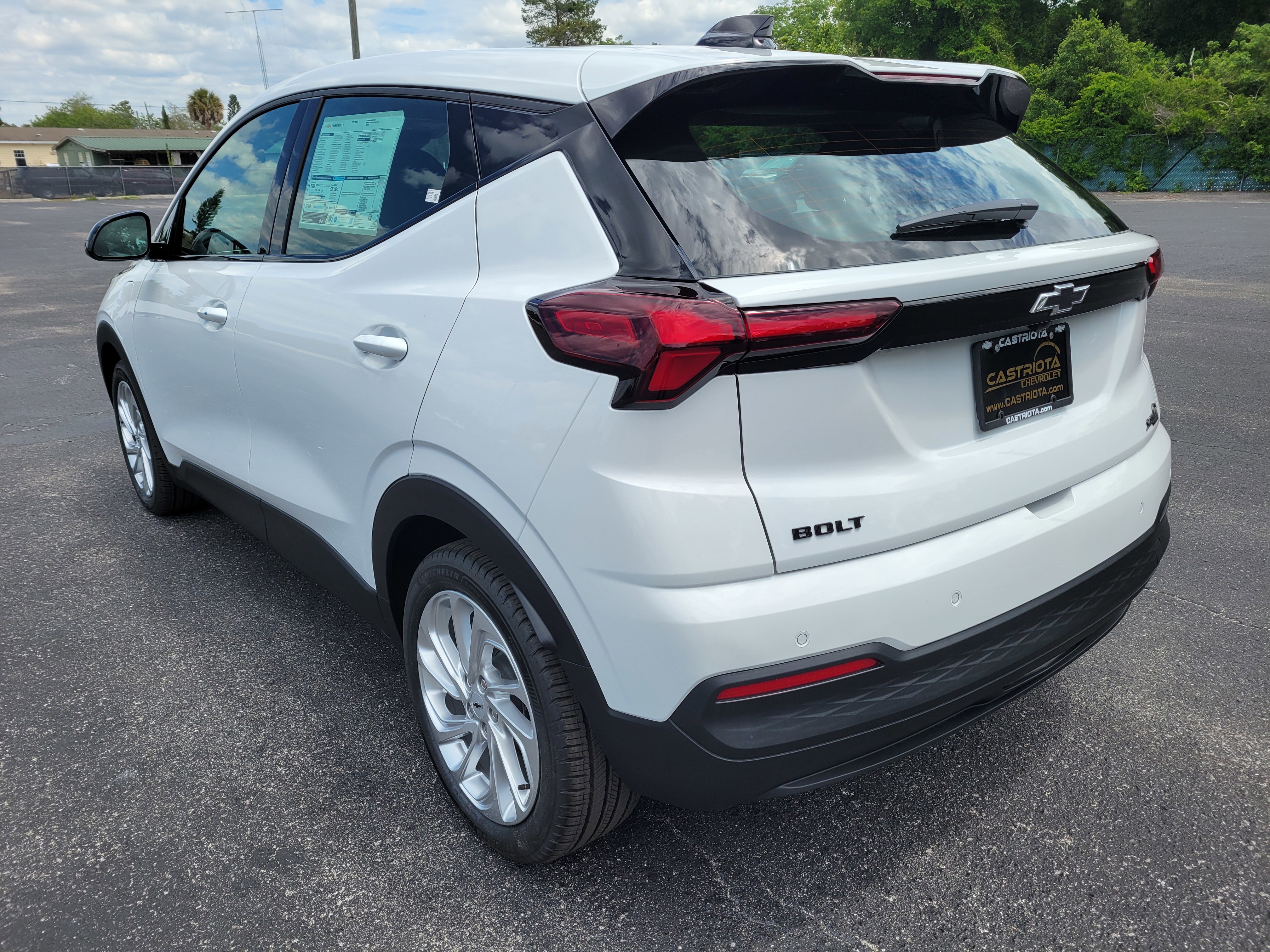 New 2027 Chevrolet Bolt LT FWD image 8