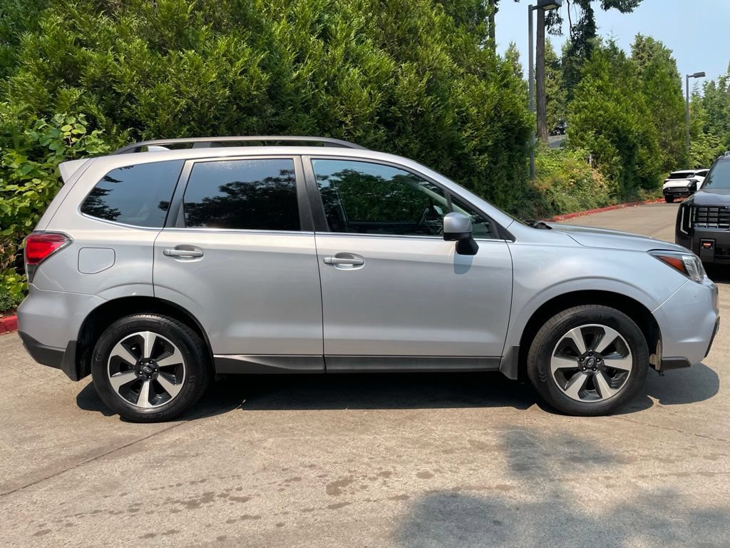 Used 2018 Subaru Forester 2.5i Limited AWD/4WD image 3