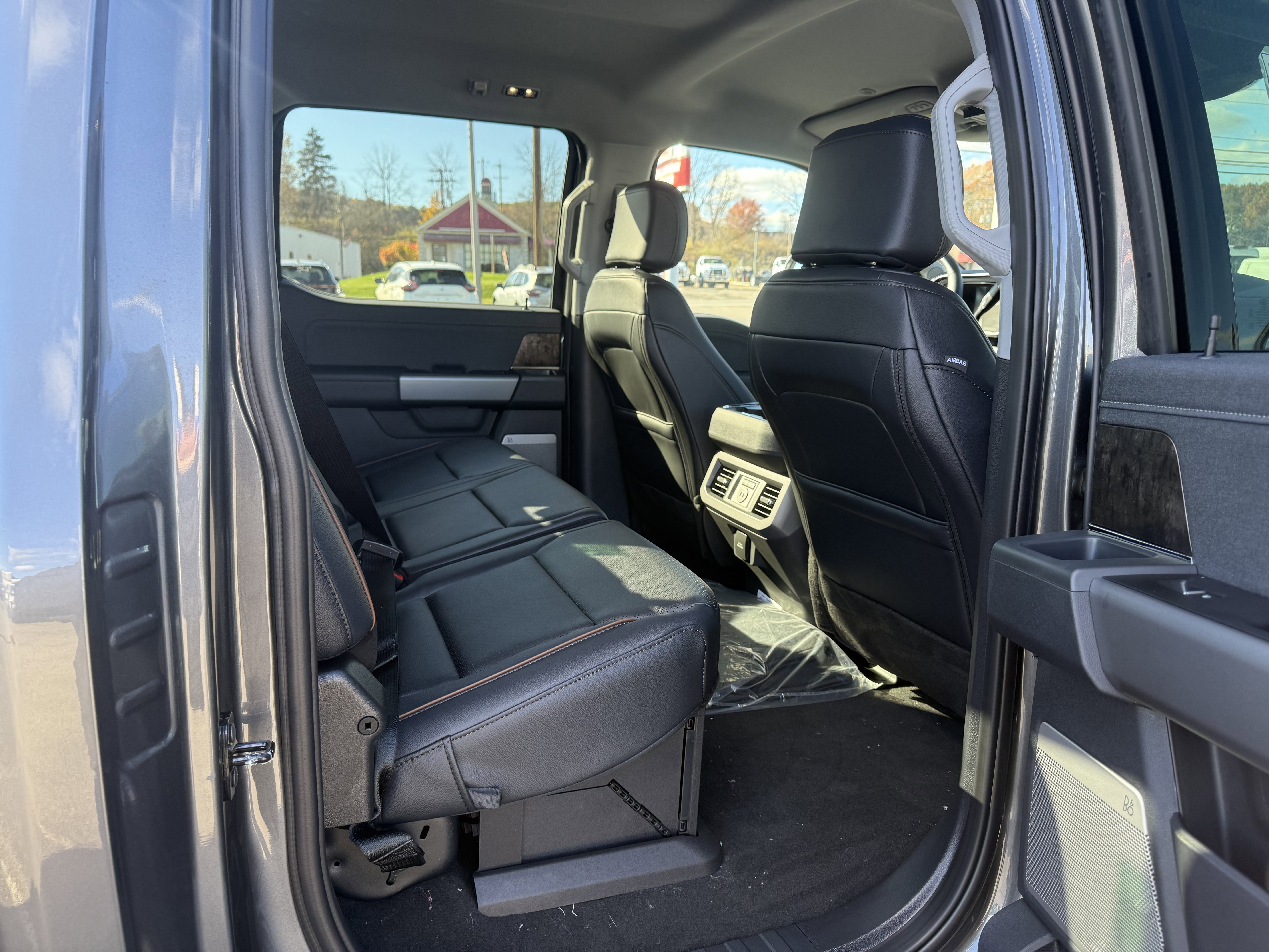 New 2026 Ford F350 Lariat image 10