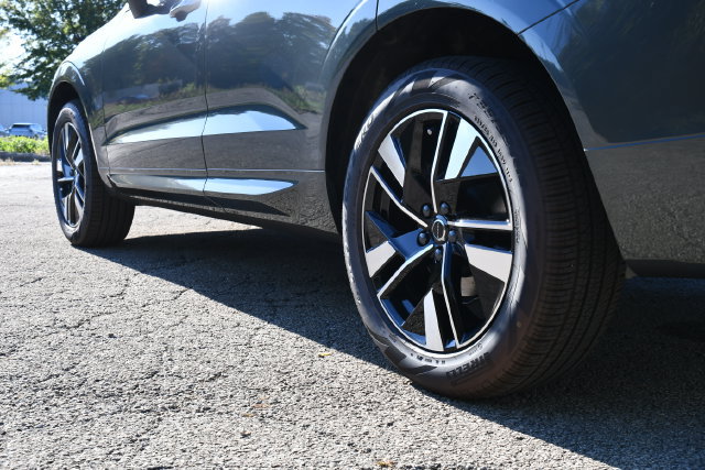 New 2027 Volvo XC60 B5 Core AWD/4WD image 9