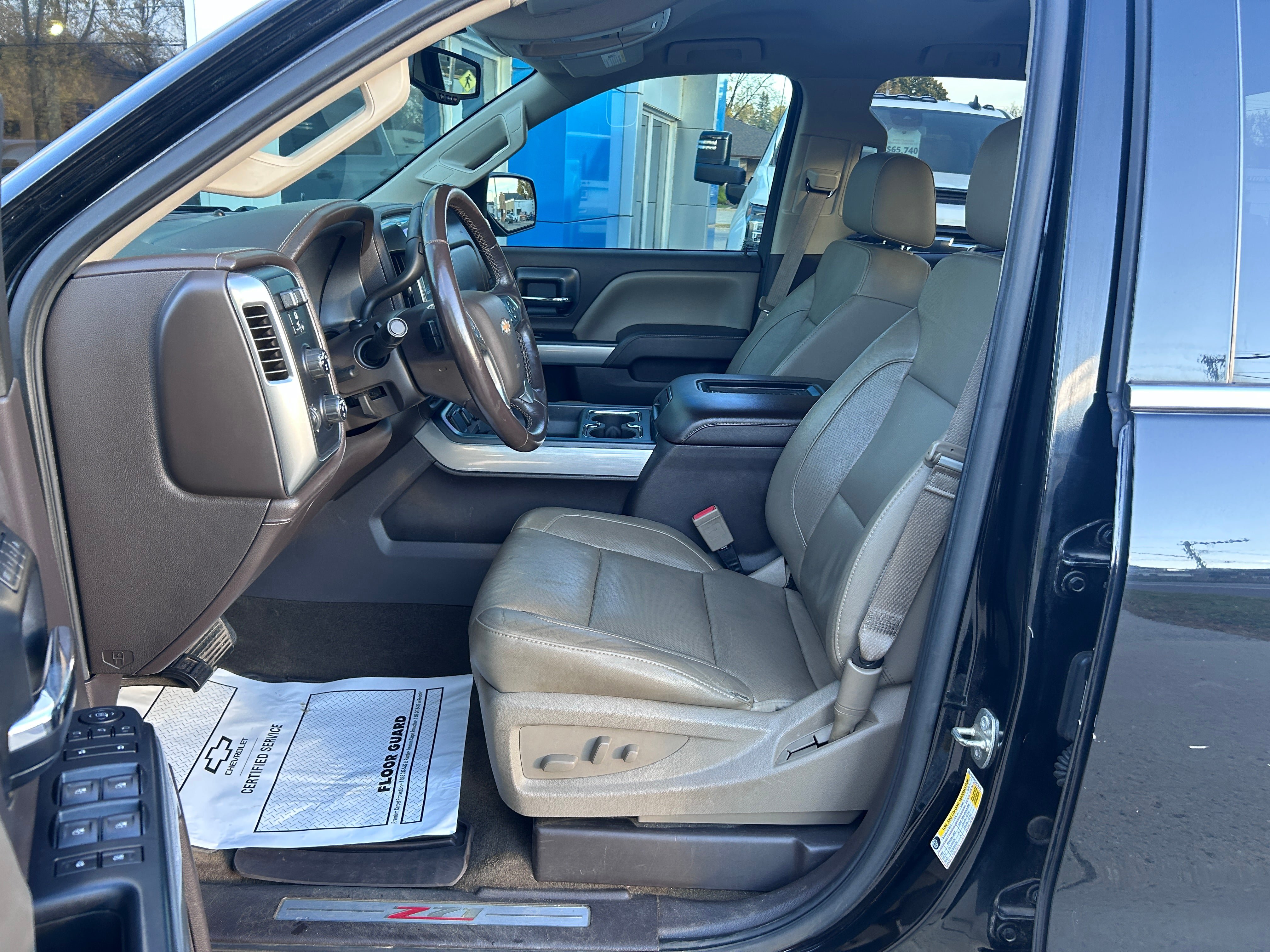Used 2016 Chevrolet Silverado 1500 LTZ Z71 w/ LTZ Plus Package AWD/4WD image 15