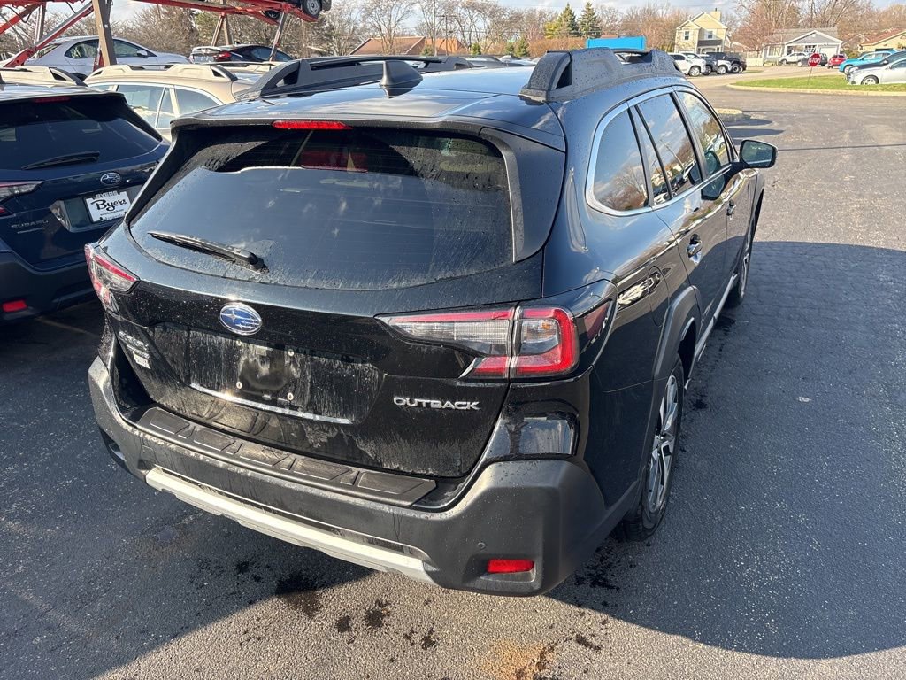 Certified 2023 Subaru Outback Limited image 3