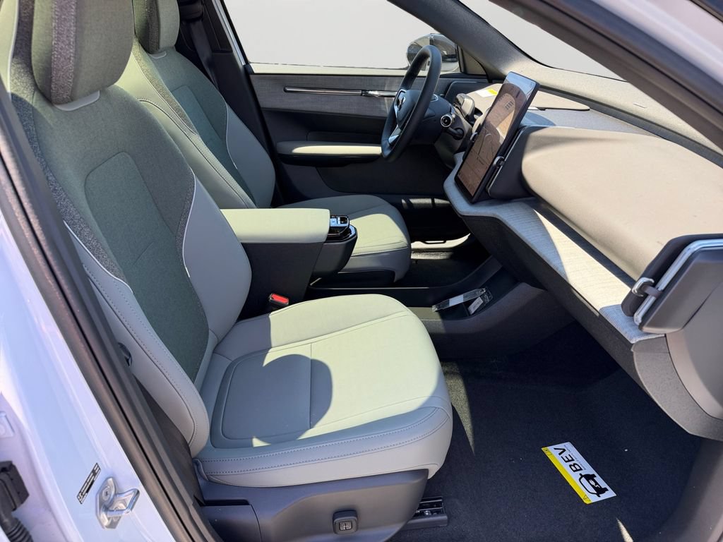 New 2026 Volvo EX30 Plus w/ Climate Package AWD/4WD image 6