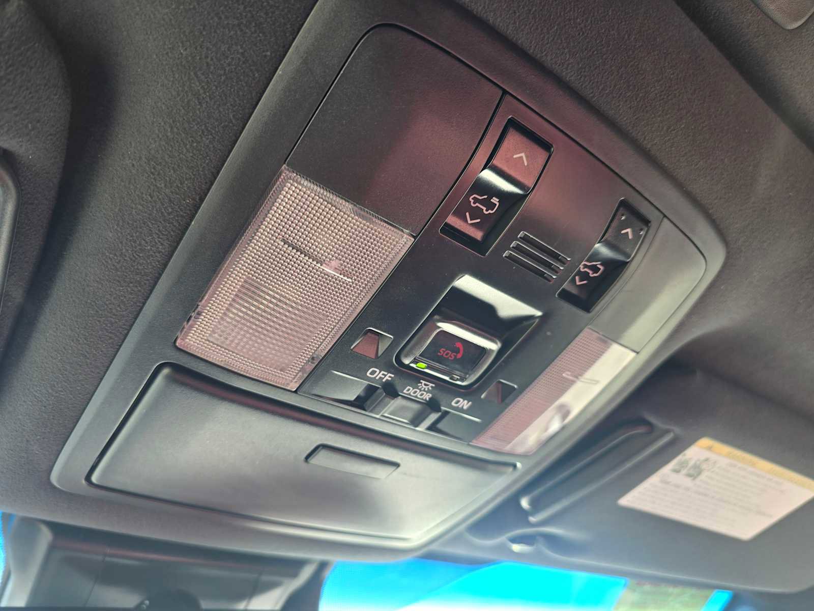 Used 2022 Lexus GX 460 Premium w/ Premium Package image 34