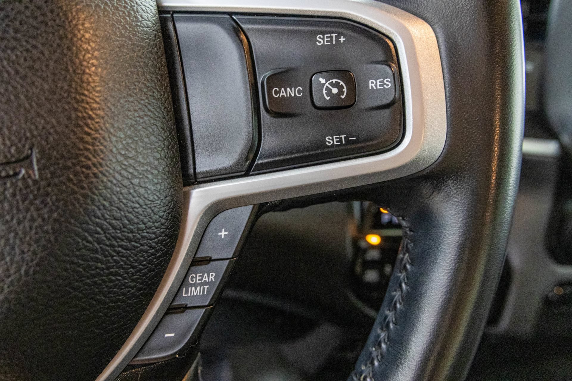 Used 2023 RAM 1500 Big Horn AWD/4WD image 33
