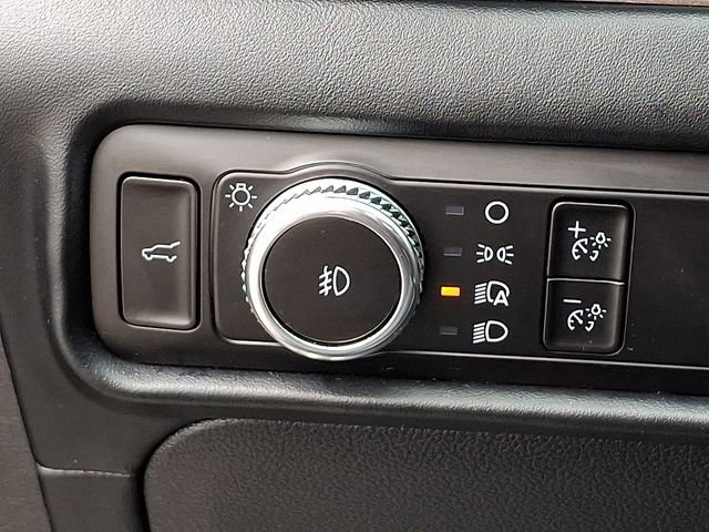 Used 2023 Ford Explorer Platinum w/ Technology Package image 27