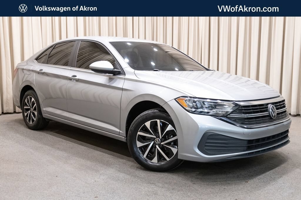 Used 2023 Volkswagen Jetta S FWD image 1