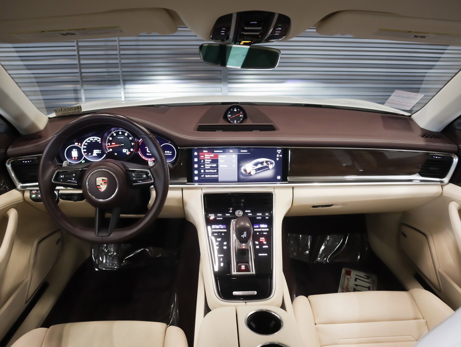 Certified 2023 Porsche Panamera Platinum Edition RWD image 12
