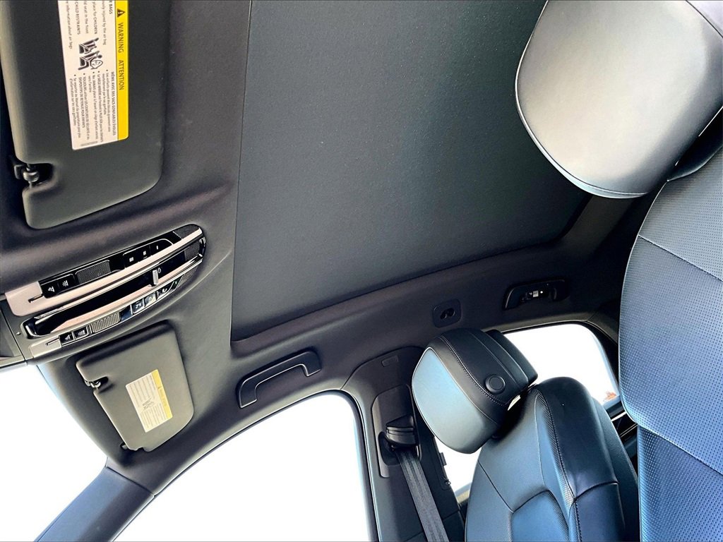 Used 2022 Porsche Cayenne image 18