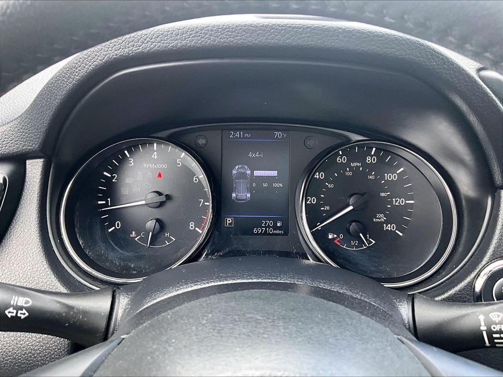 Used 2019 Nissan Rogue SV AWD/4WD image 25