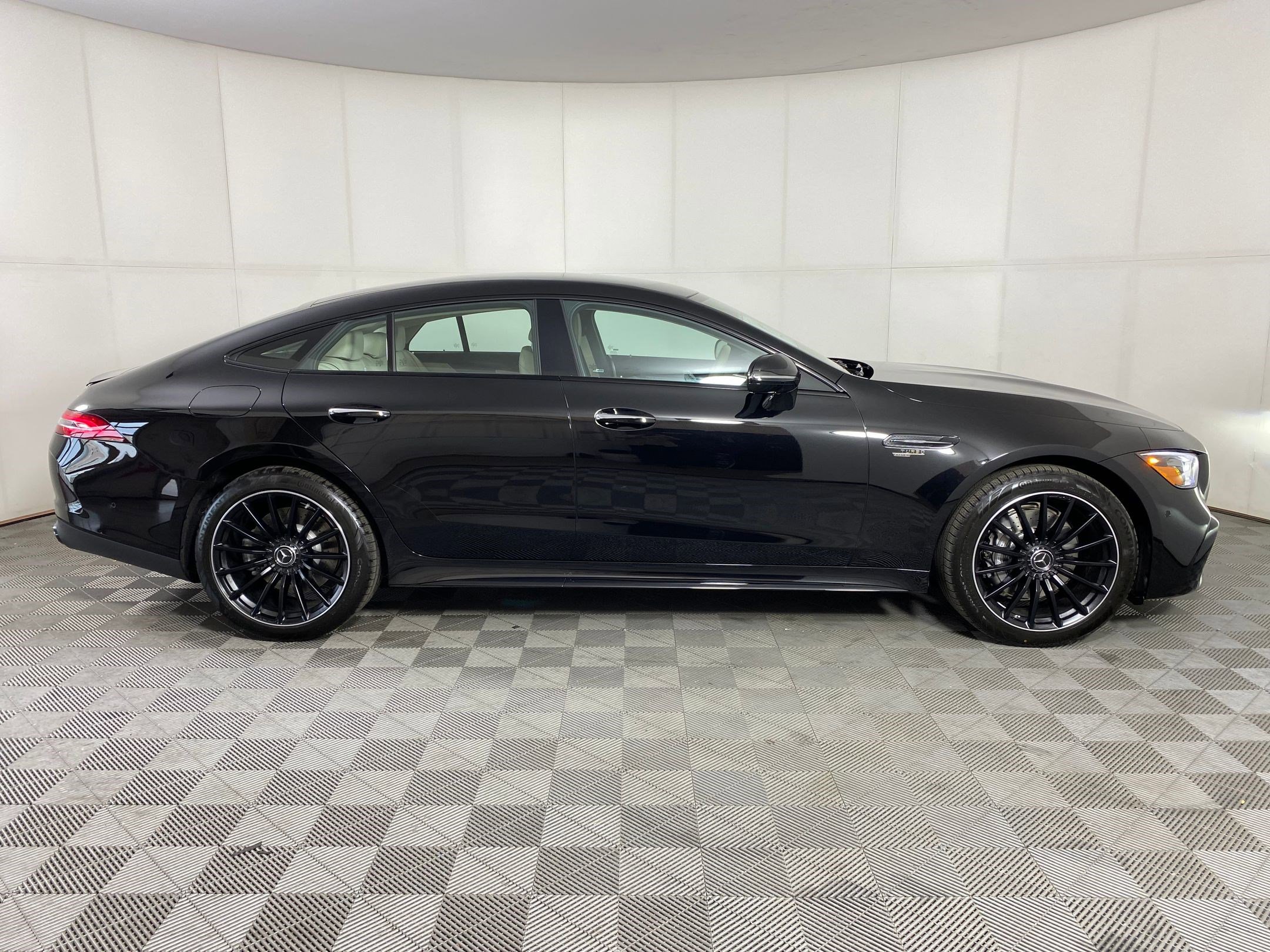 New 2026 Mercedes-Benz AMG GT 43 image 7