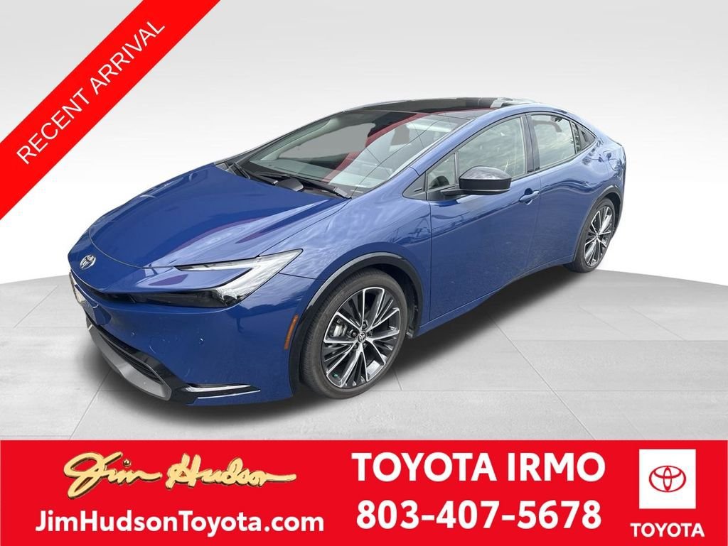 Used 2024 Toyota Prius XLE FWD image 1