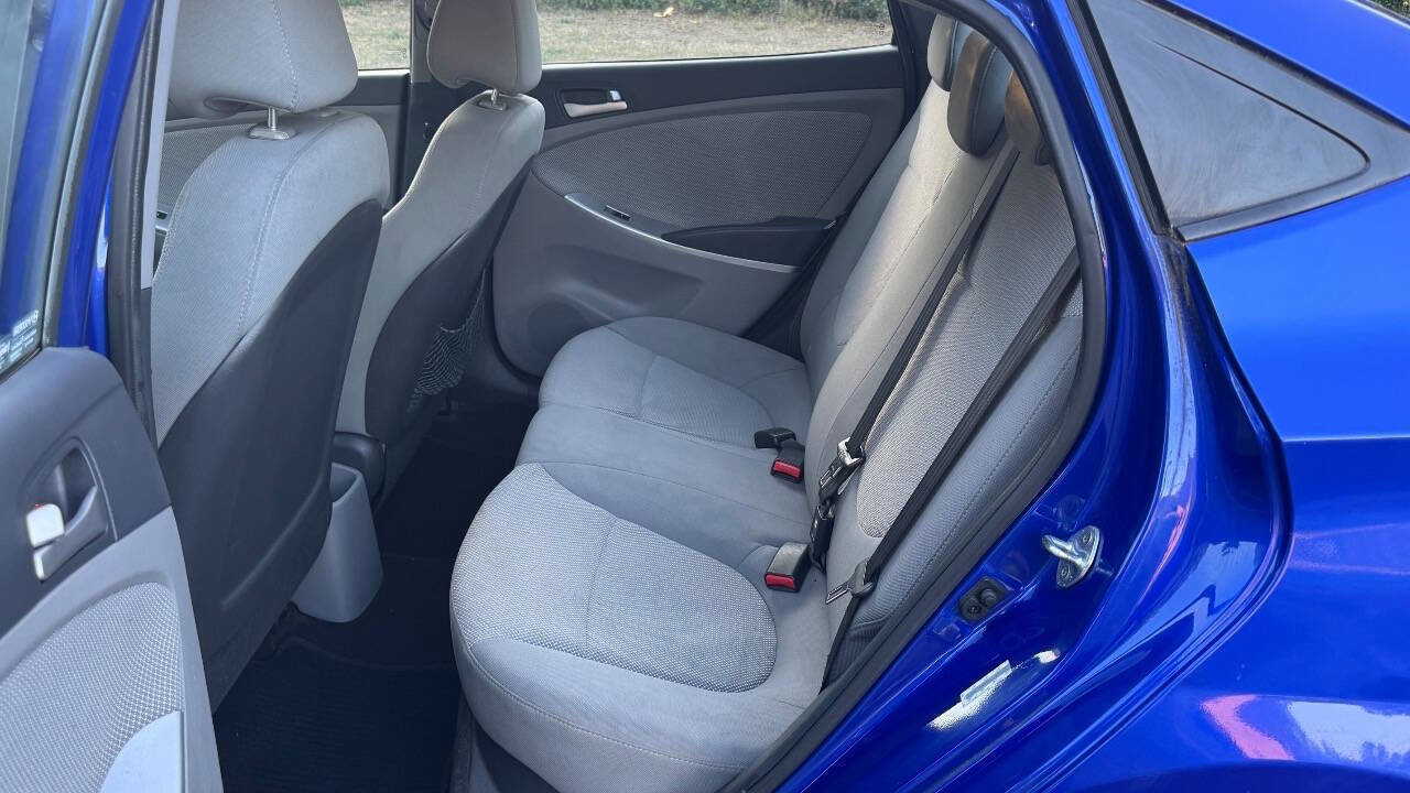 Used 2014 Hyundai Accent GLS FWD image 10