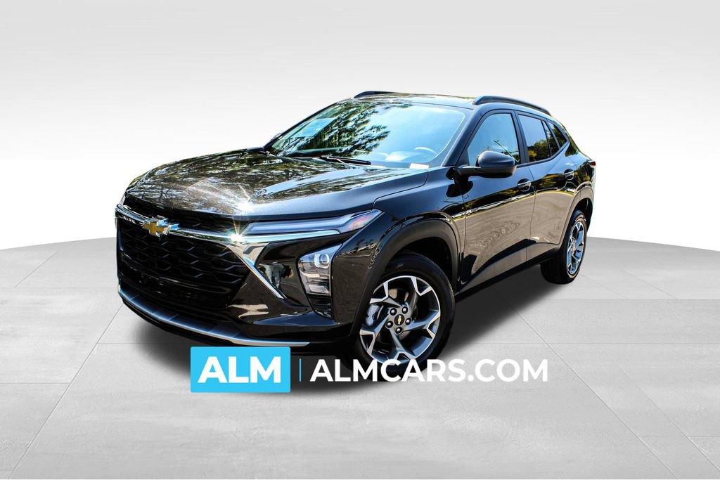 Used 2025 Chevrolet Trax LT