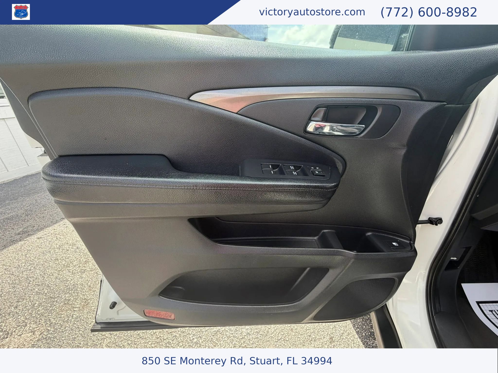 Used 2018 Honda Pilot LX image 24