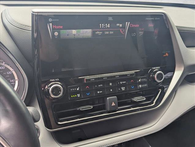 Used 2022 Toyota Highlander Platinum AWD/4WD image 6