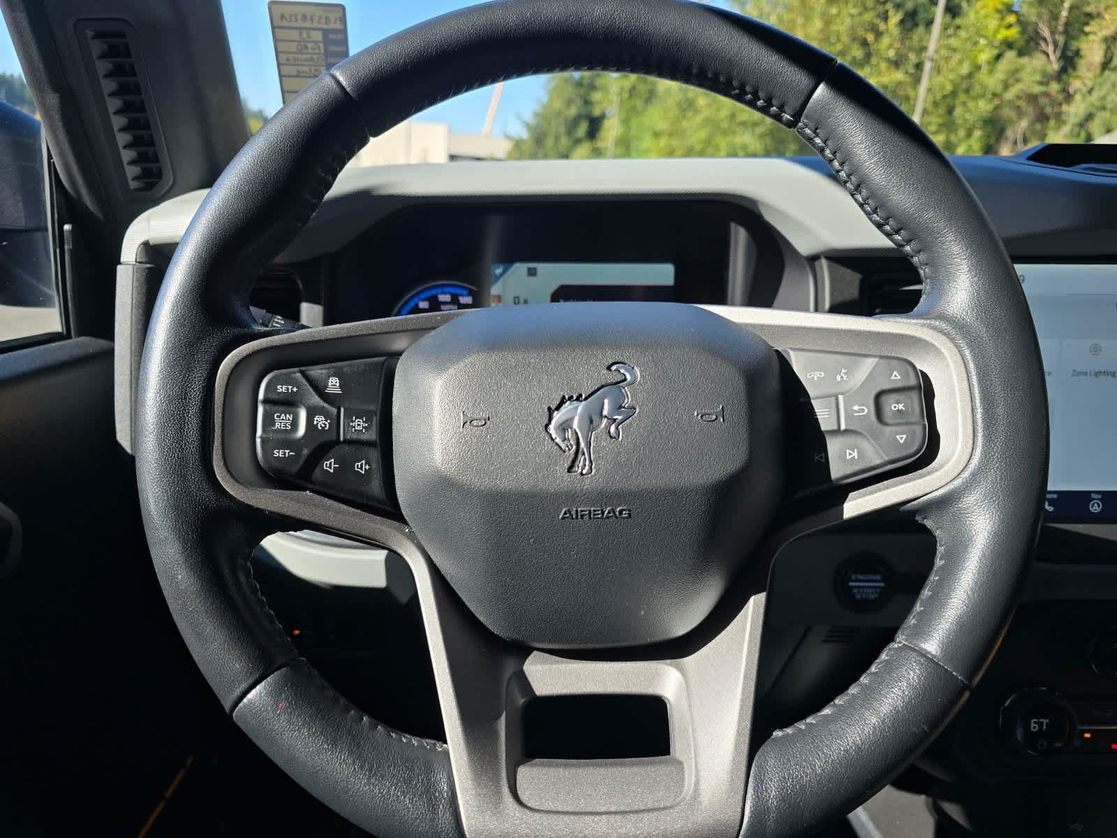 Used 2023 Ford Bronco Badlands AWD/4WD image 11