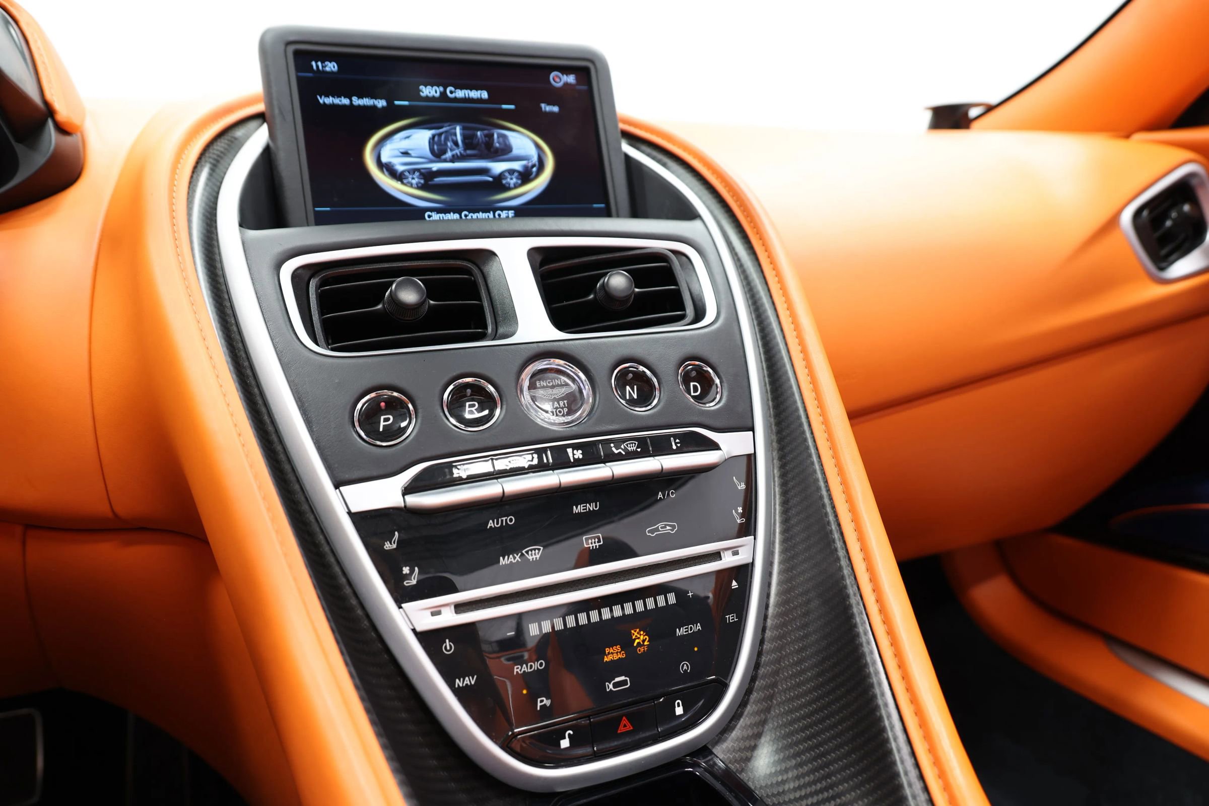 Used 2022 Aston Martin DBS Superleggera Volante RWD image 43