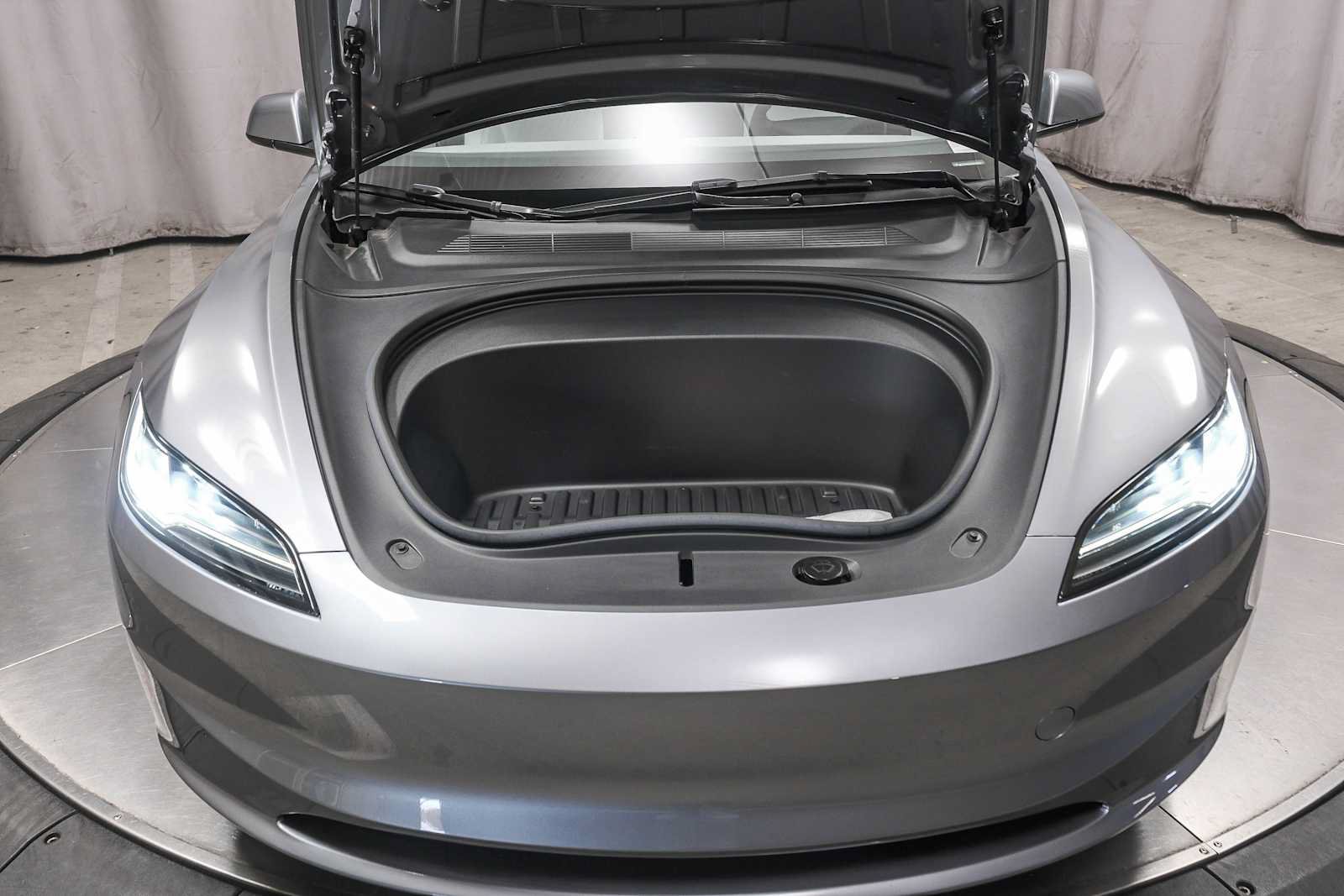 Used 2024 Tesla Model 3 Standard Range RWD image 23