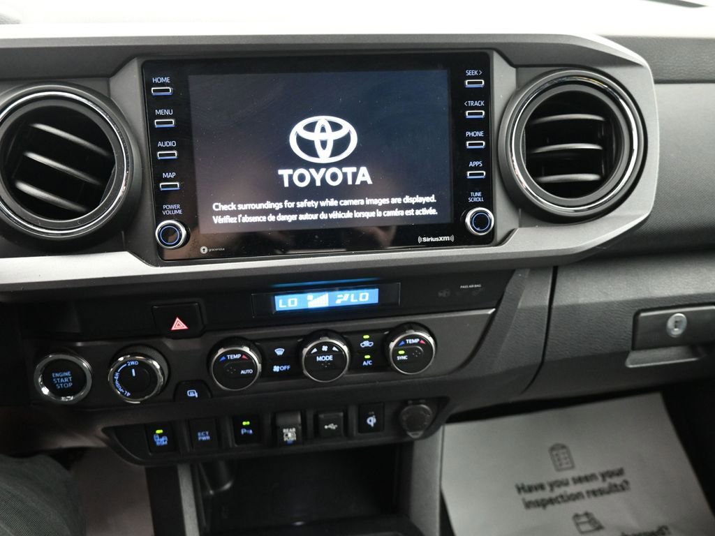 Used 2022 Toyota Tacoma TRD Off-Road w/ Technology Package image 18