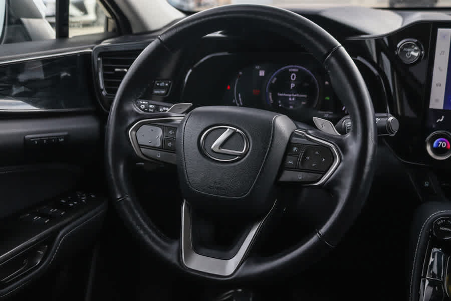 Used 2024 Lexus NX 350h AWD w/ Vision Package image 18