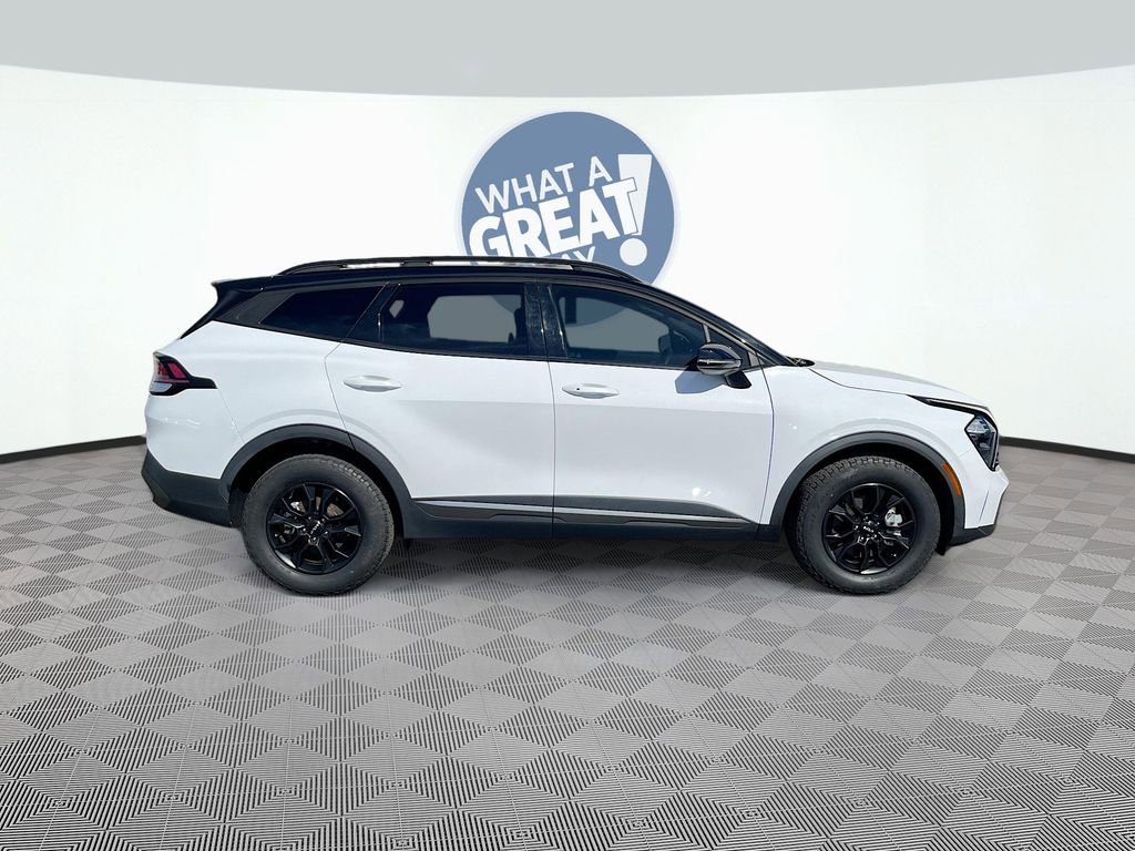 Certified 2023 Kia Sportage X-Pro image 3