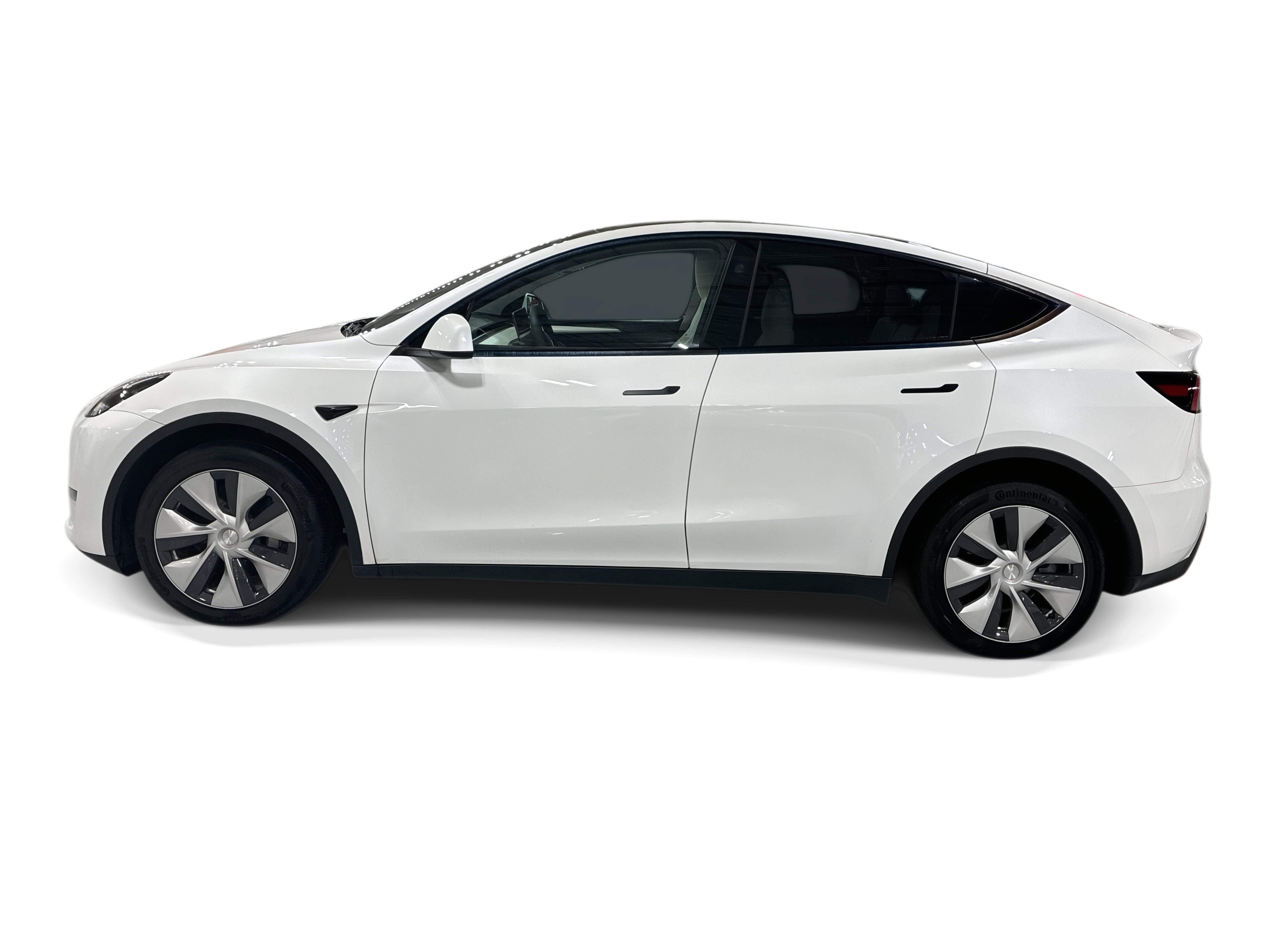 Certified 2023 Tesla Model Y Long Range AWD/4WD image 3