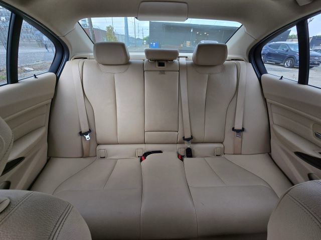 Used 2015 BMW 328i xDrive Sedan AWD/4WD image 19