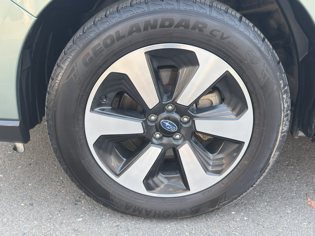 Used 2018 Subaru Forester 2.5i Premium w/ All-Weather Package AWD/4WD image 3