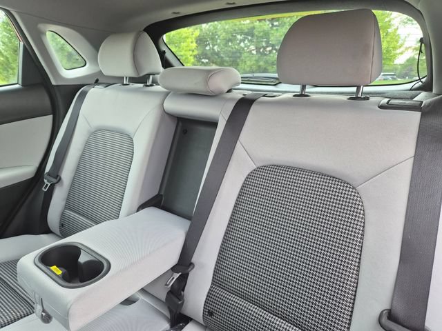 Used 2022 Hyundai Kona SE AWD/4WD image 28