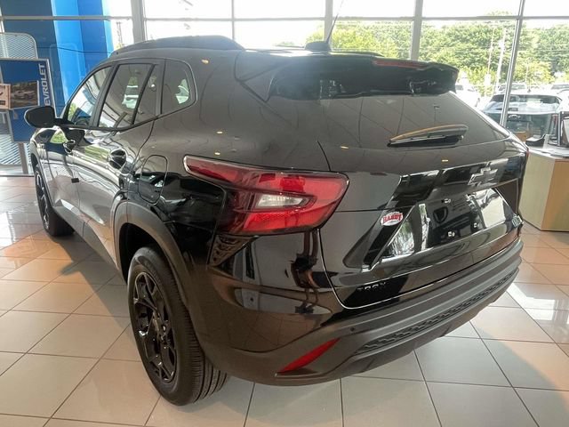 New 2026 Chevrolet Trax LT w/ Driver Confidence Package FWD image 9