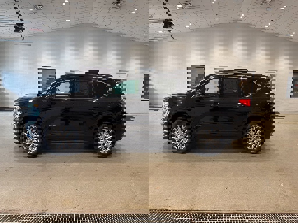 New 2025 GMC Acadia Elevation w/ Elevation Premium Package