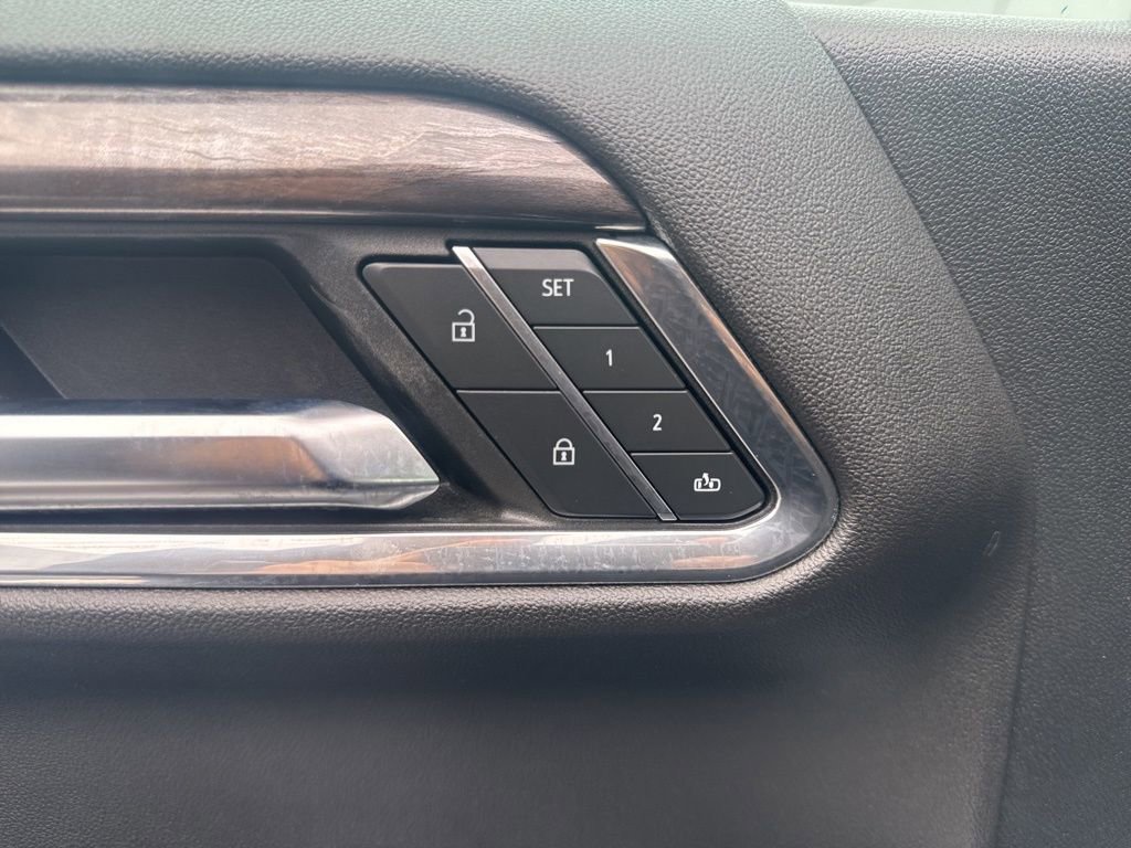 Used 2023 Chevrolet Silverado 1500 LTZ image 26