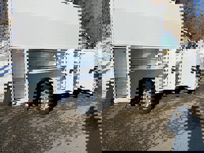 New 2026 Ford E-350 and Econoline 350 Super Duty w/ Power Equipment Group image 11