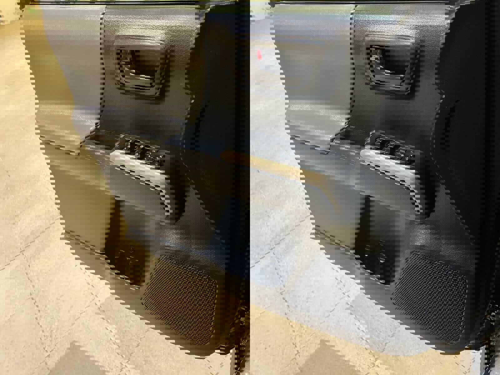 Used 2019 Toyota Tacoma SR5 image 17