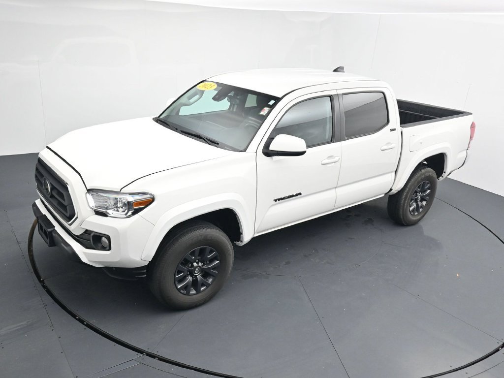 Used 2023 Toyota Tacoma SR5 AWD/4WD image 26