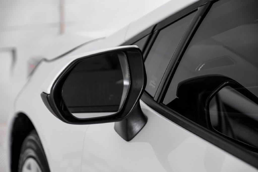 Used 2020 Toyota Corolla LE FWD image 39