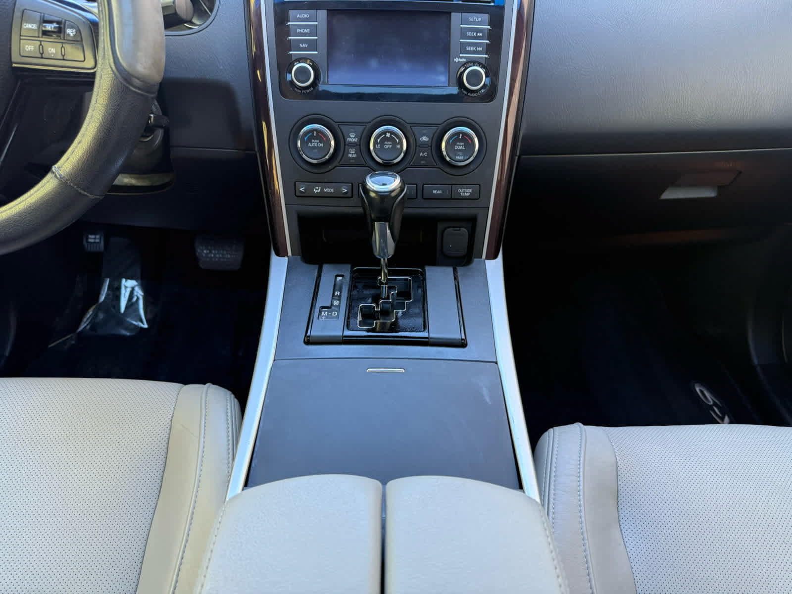 Used 2014 MAZDA CX-9 Grand Touring w/ GT Technology Package FWD image 12