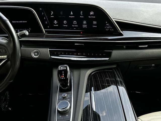 Used 2021 Cadillac Escalade Sport AWD/4WD image 18