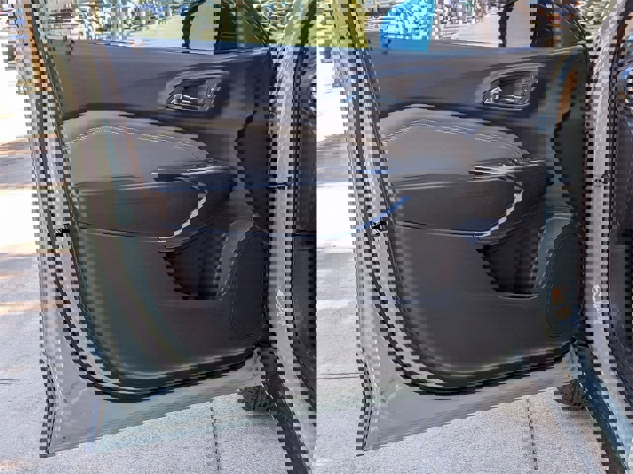 New 2026 Chevrolet Trax ACTIV w/ Sunroof Package image 7