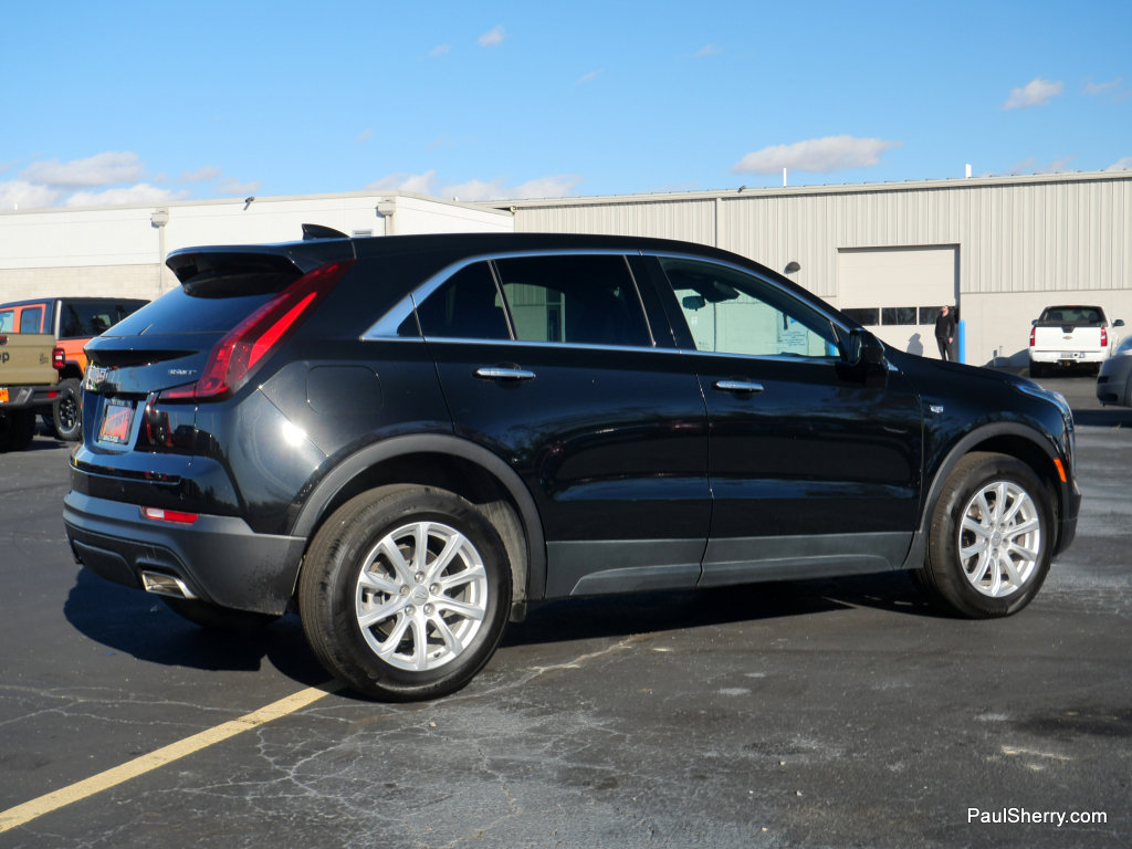 Used 2023 Cadillac XT4 Luxury w/ Driver Awareness Package AWD/4WD image 11
