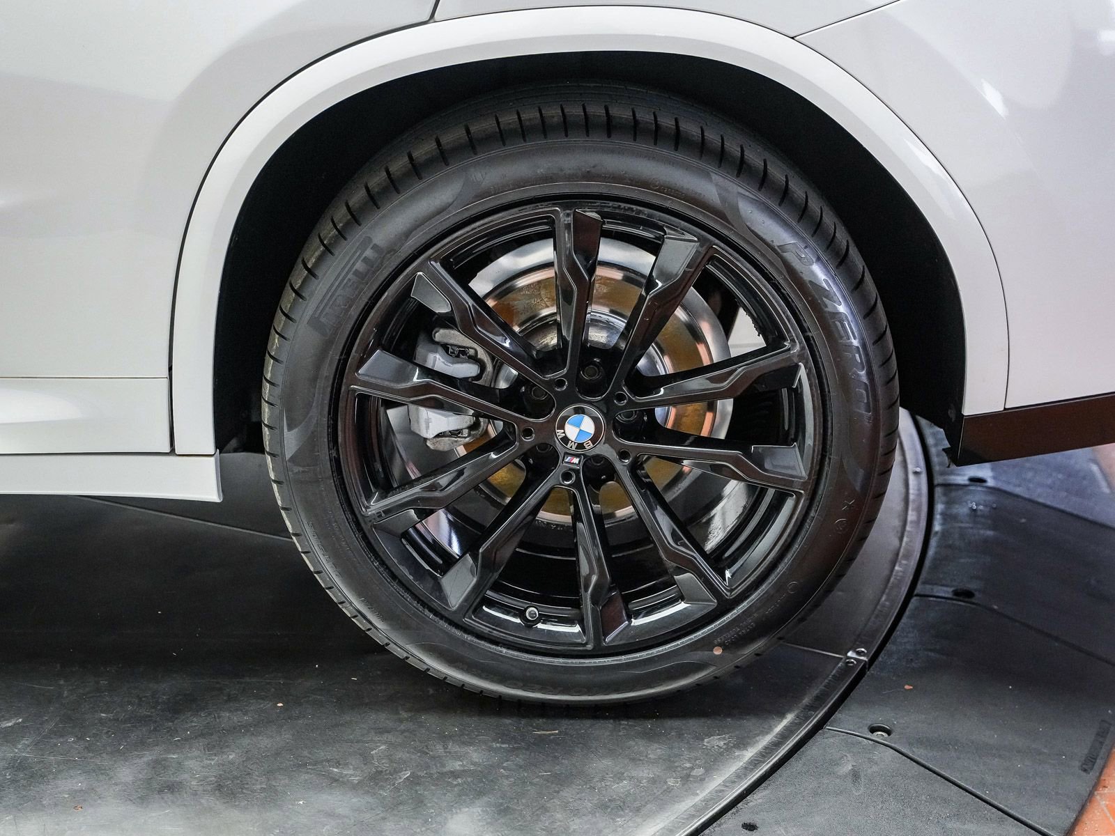 Certified 2023 BMW X4 xDrive30i w/ M Sport Package image 11