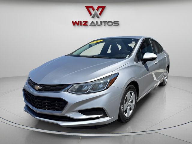 Used 2017 Chevrolet Cruze LS FWD image 1