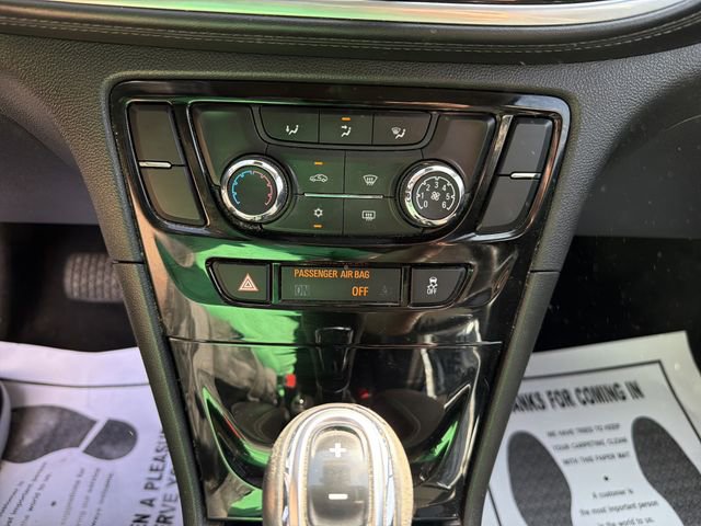 Used 2021 Buick Encore Preferred FWD image 20