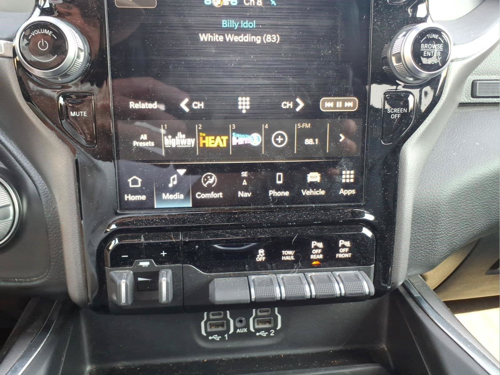 Used 2023 RAM 1500 Laramie AWD/4WD image 24