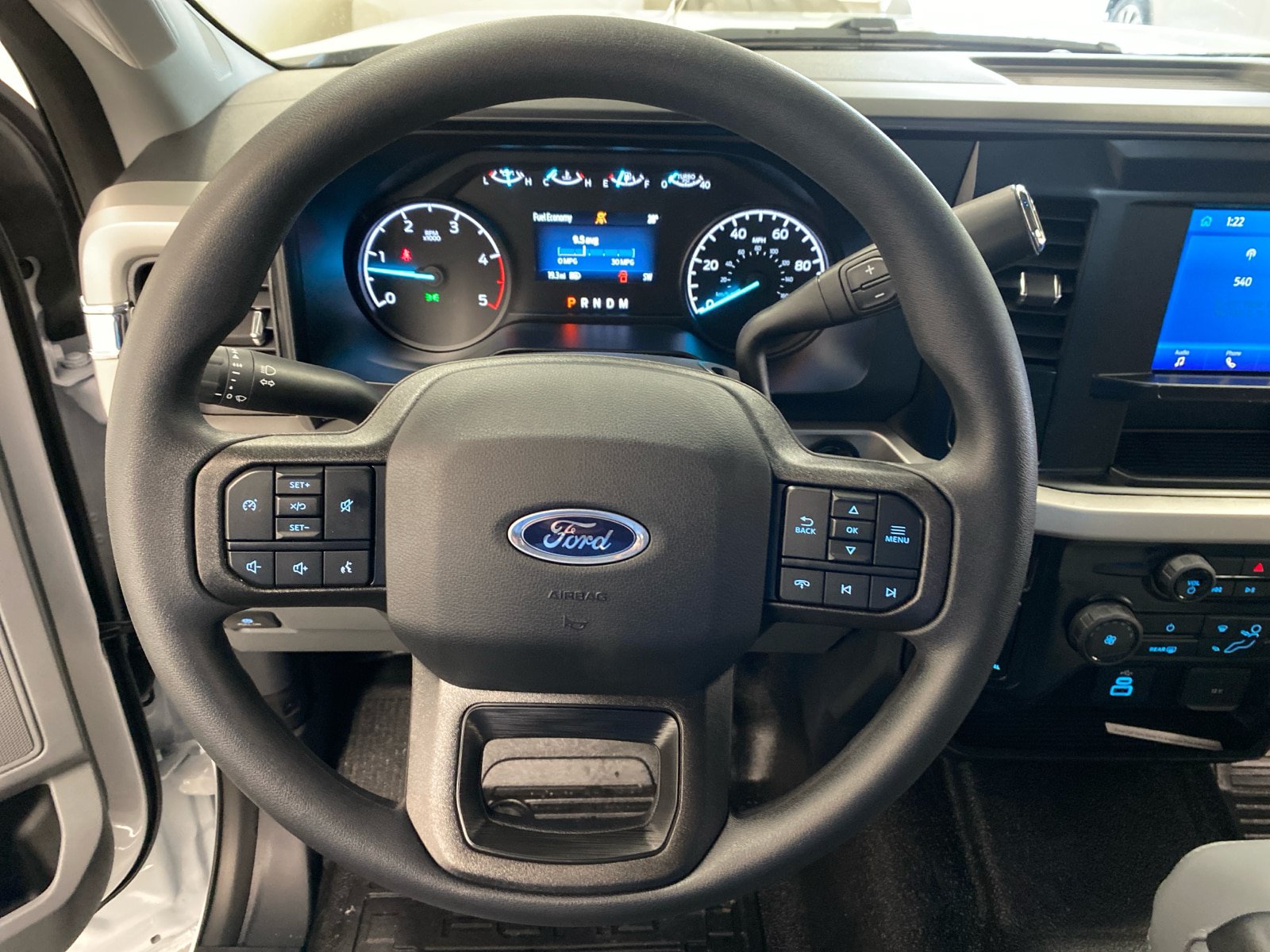 New 2026 Ford F250 XL w/ XL Driver Assist Package AWD/4WD image 18